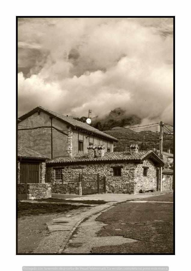 Casa Rural La Corva Triollo Екстер'єр фото